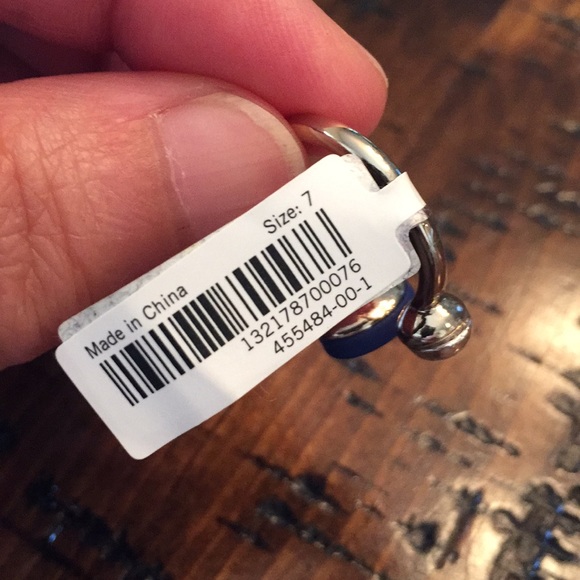 Banana Republic Disc and Ball Ring - Picture 4 of 5